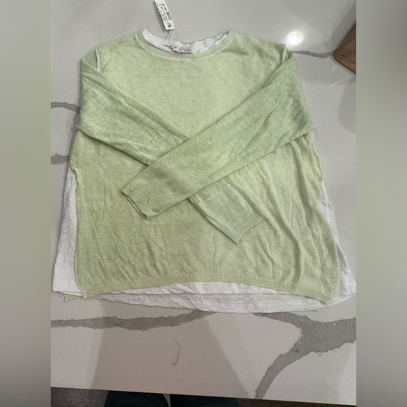 Olivaceous Tops - Olivaceous Light Green Long Sleeve Top